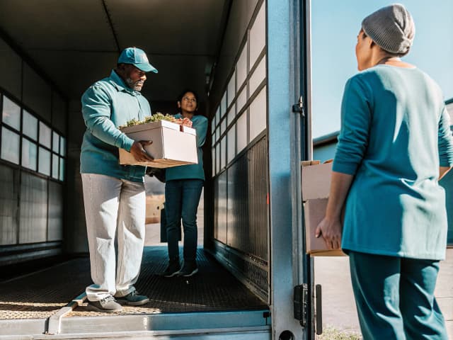 Image for Income tax: credits: food banks.