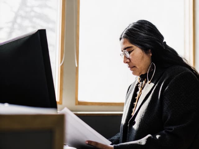 Image for State-funded assistance grants and contracts: advance payments.