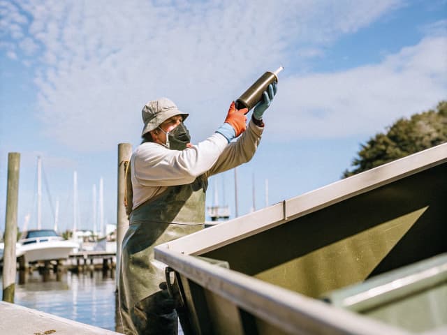 Image for Hazardous waste: Emergency Distress Flare Safe Disposal Act.