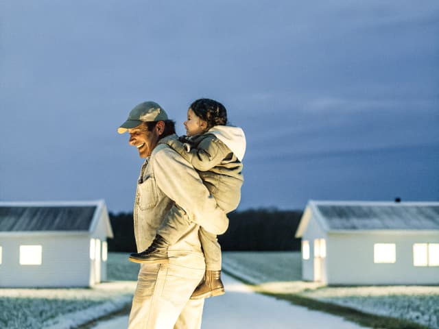 Image for Migrant childcare and development programs.